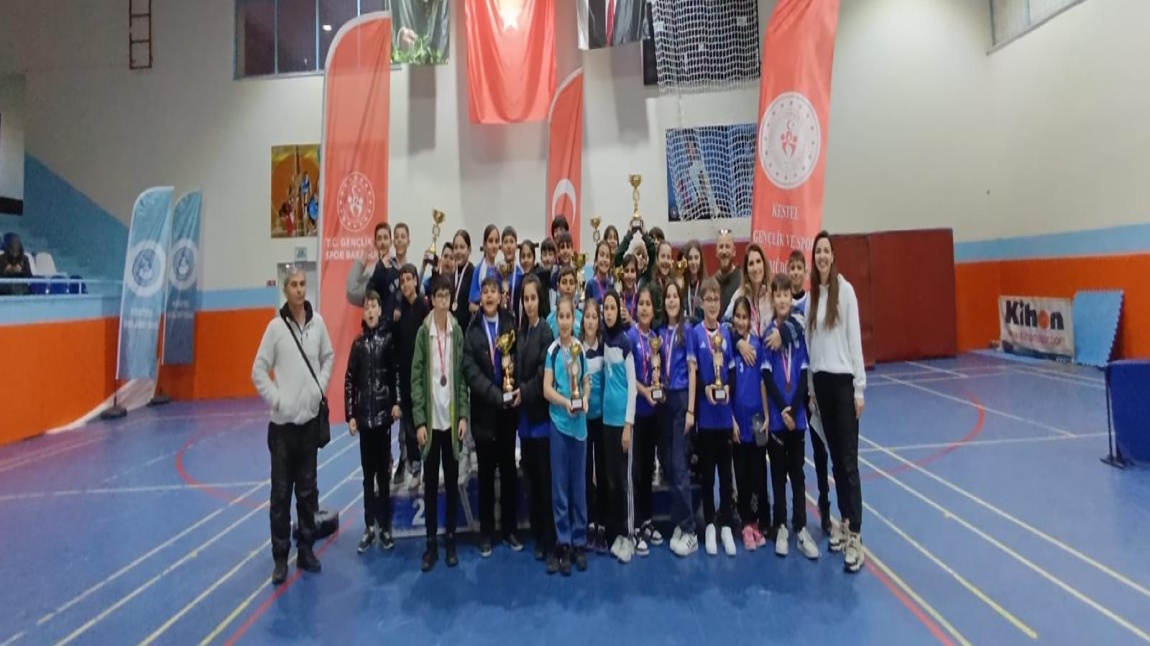 Okulumuz Bursa Okul sporları Floor Curling turnuvasından başarılarla döndü!